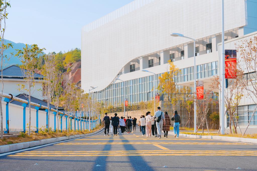 2025年新澳门原料免费 2025年新澳门原料免费