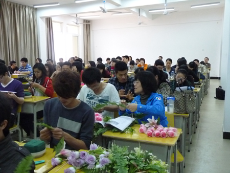 2025年新澳门原料免费