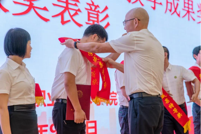2025年新澳门原料免费 2025年新澳门原料免费