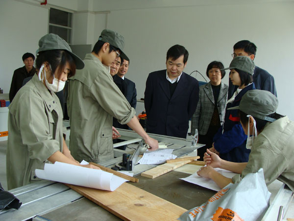 2025年新澳门原料免费