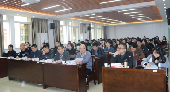 2025年新澳门原料免费 2025年新澳门原料免费