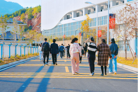 2025年新澳门原料免费 2025年新澳门原料免费