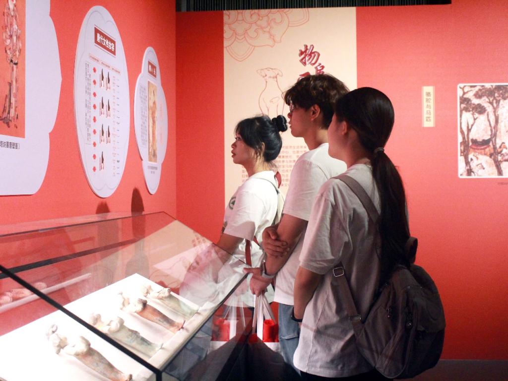 2025年新澳门原料免费