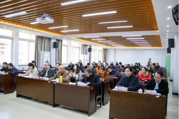 2025年新澳门原料免费 2025年新澳门原料免费