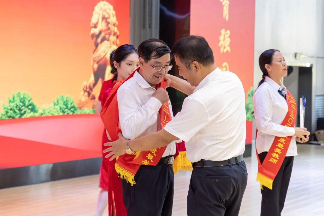 2025年新澳门原料免费