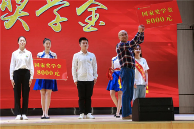 2025年新澳门原料免费 2025年新澳门原料免费
