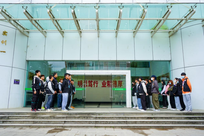 2025年新澳门原料免费