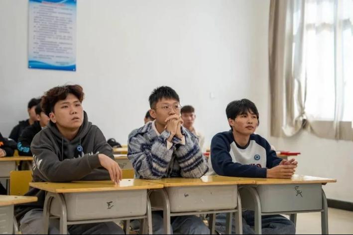 2025年新澳门原料免费 2025年新澳门原料免费