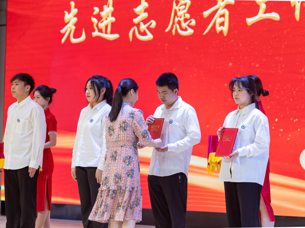 2025年新澳门原料免费 2025年新澳门原料免费