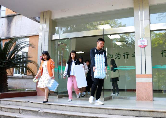 2025年新澳门原料免费