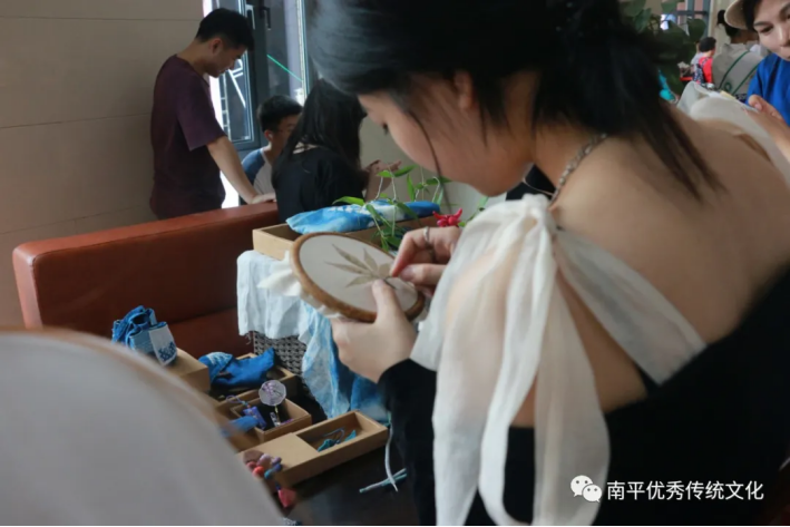 2025年新澳门原料免费 2025年新澳门原料免费